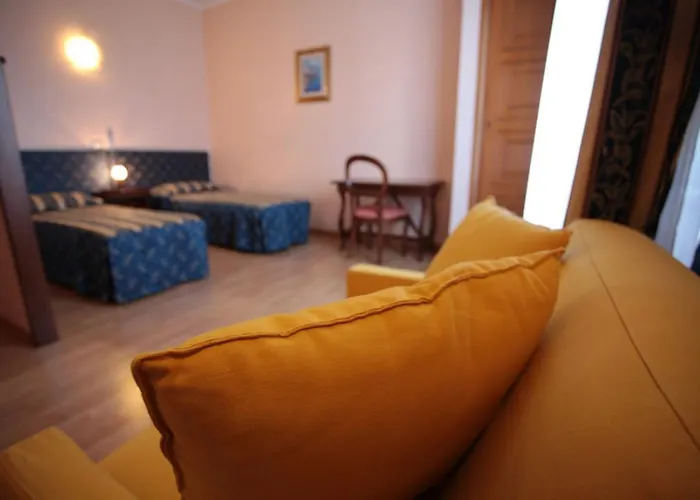 Отель типа "постель и завтрак" Residenza Matilde Рим